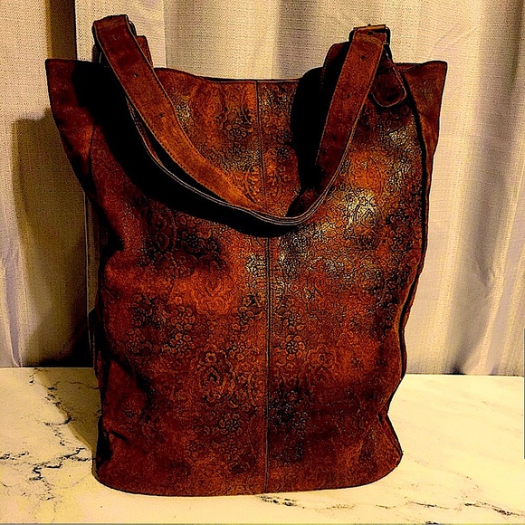 HOBO Handbags - RARE Hobo Int’l Mixed Browns & Red Floral Embossed Suede XL Shoulder Bag